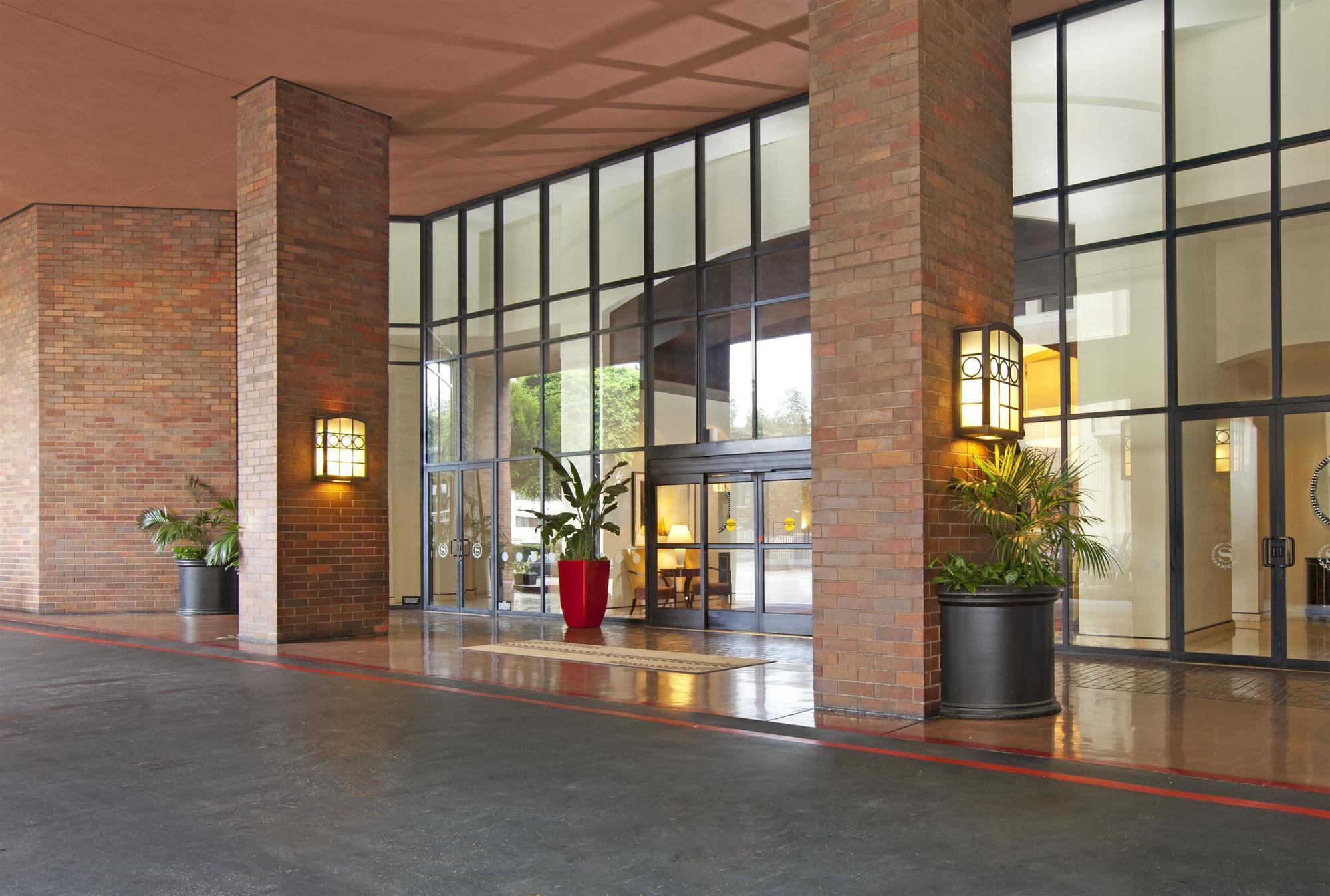 Hotel Sheraton Grand Angeles 4*